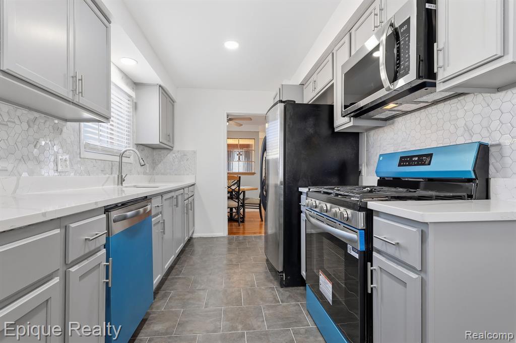 12801 Sterling Court