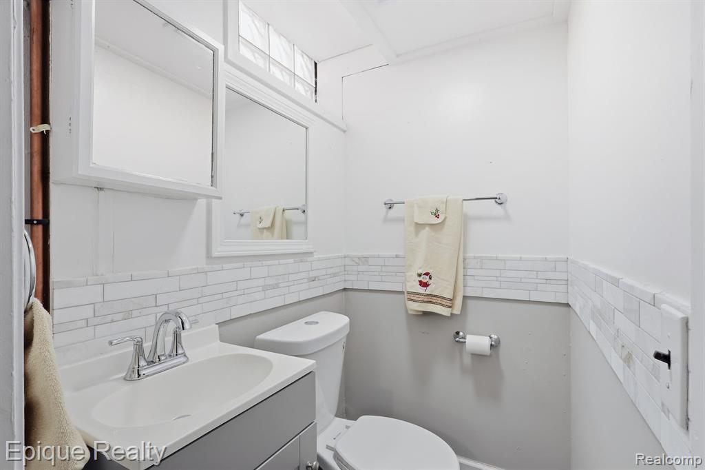 12801 Sterling Court