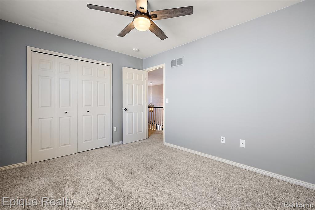 270 Derby Lane