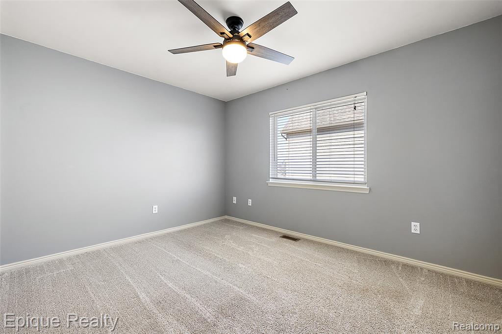 270 Derby Lane