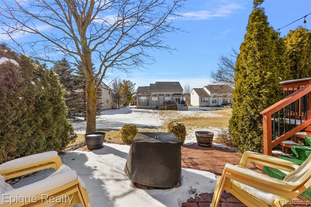 270 Derby Lane