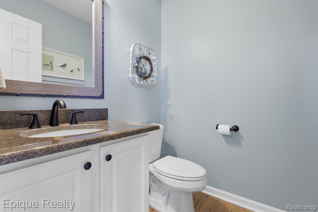 2234 Ridgewood Drive