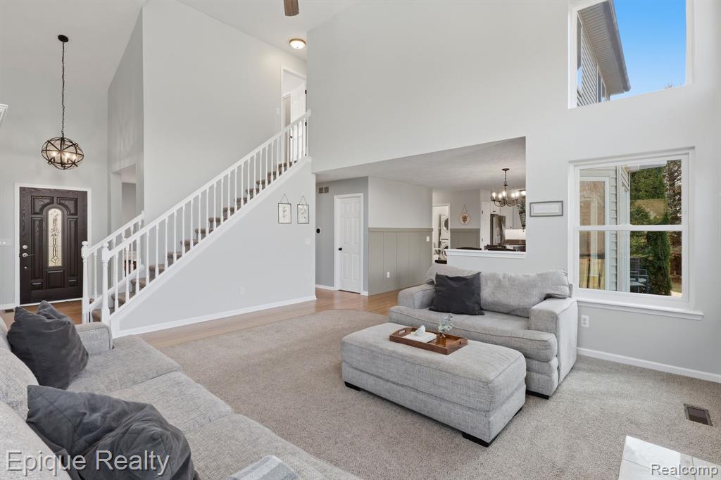 2234 Ridgewood Drive