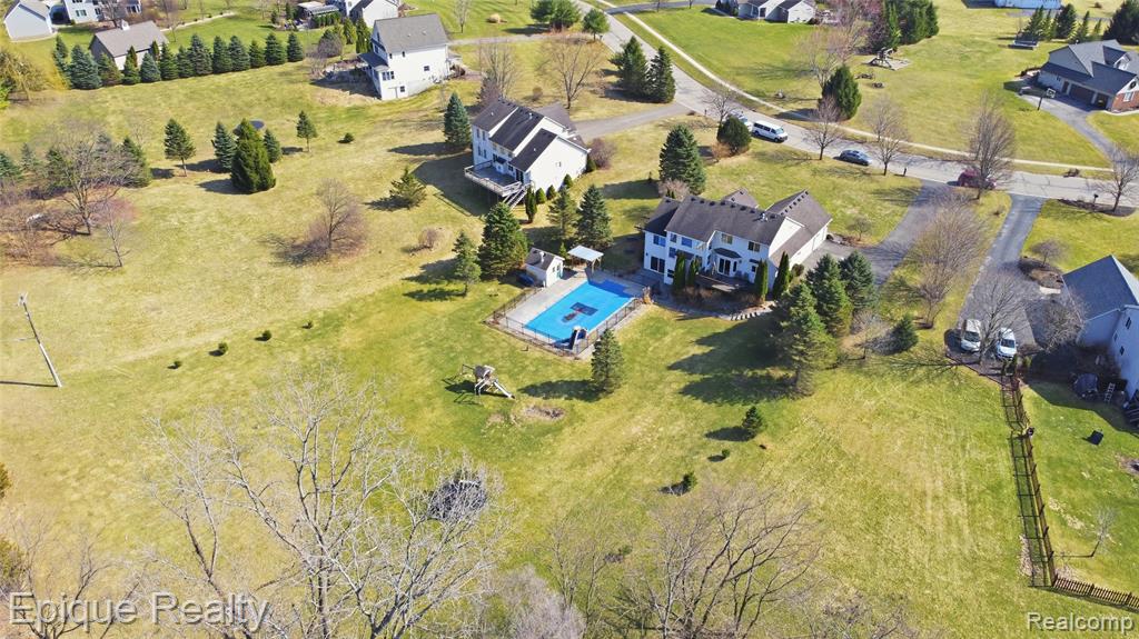 2234 Ridgewood Drive