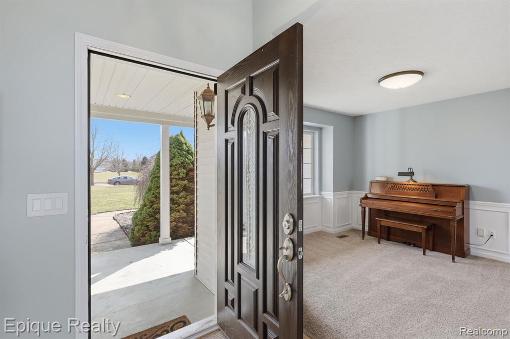 2234 Ridgewood Drive
