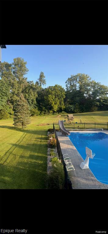 2234 Ridgewood Drive