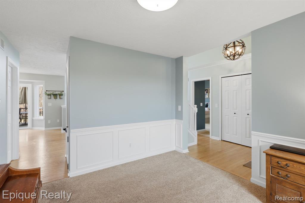 2234 Ridgewood Drive