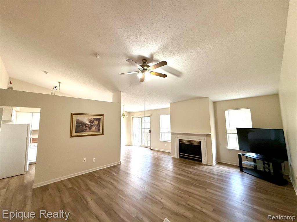 2256 Fairway Circle