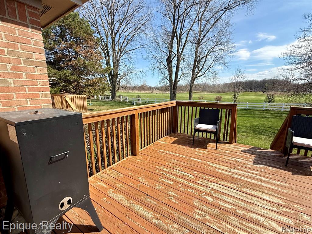 2256 Fairway Circle