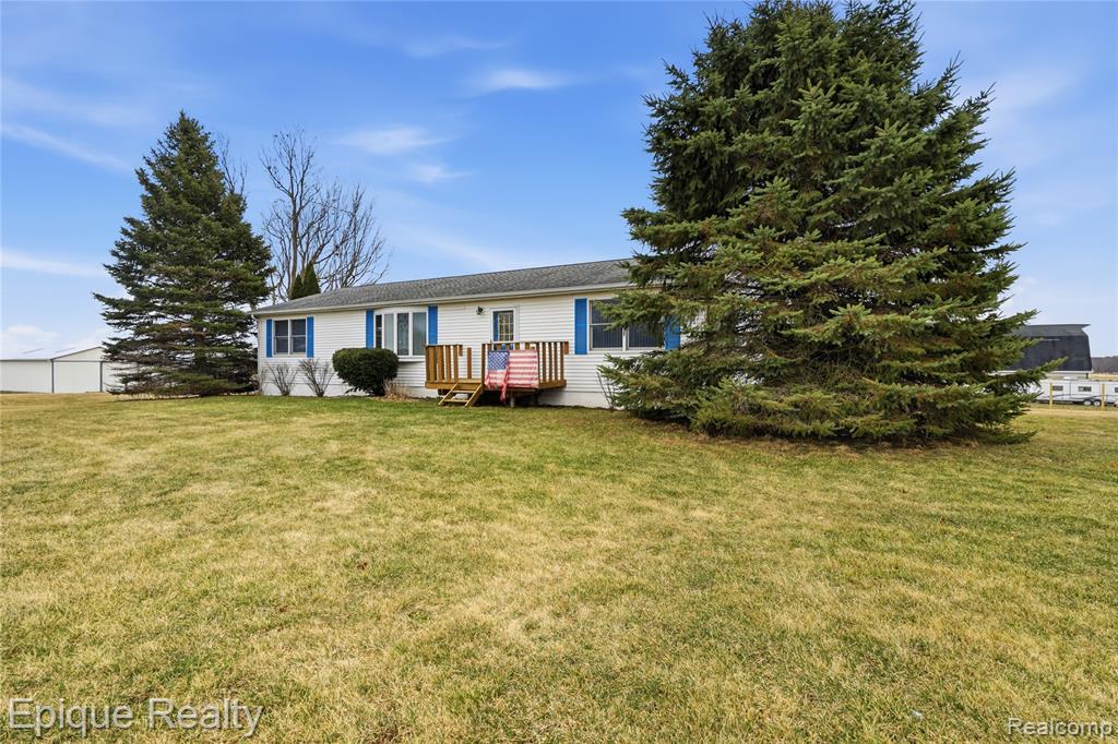 6723 Cedar Creek Road