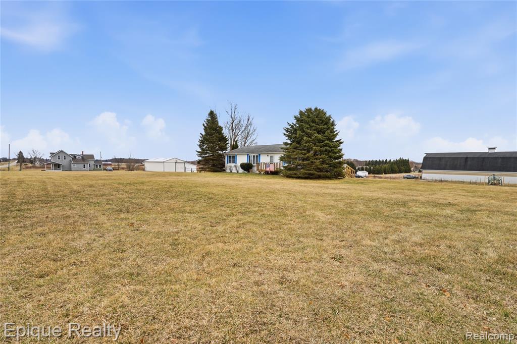 6723 Cedar Creek Road