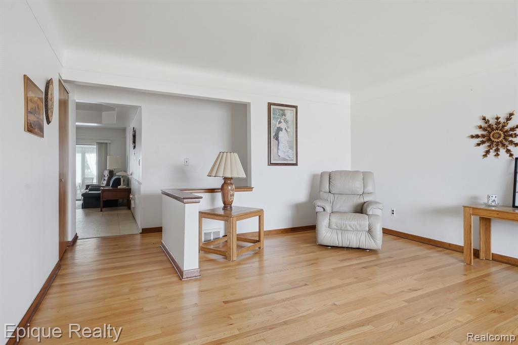 4272 Gunther Drive