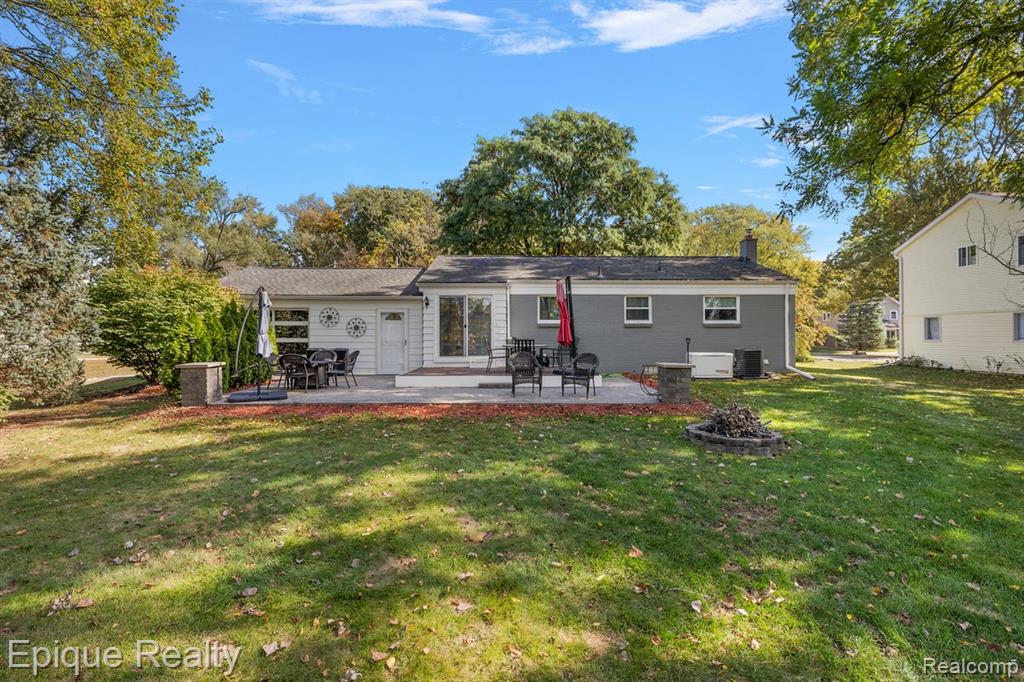 3915 Jennings Drive