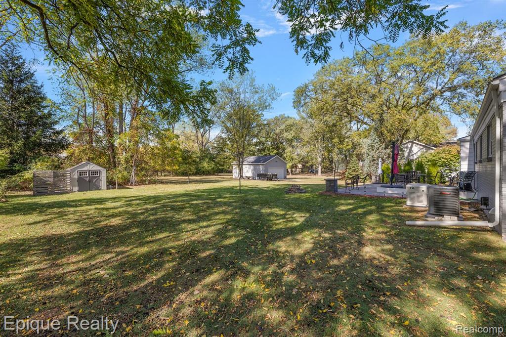 3915 Jennings Drive