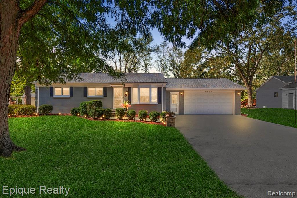 3915 Jennings Drive
