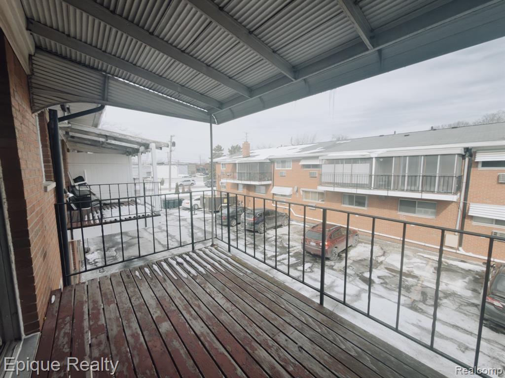 2121 Clawson Avenue # 205