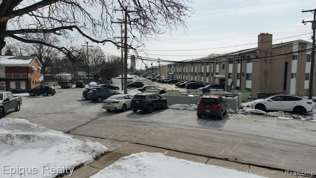 2121 Clawson Avenue # 205
