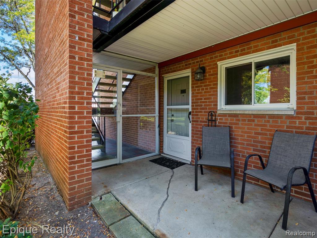 2915 W 13 Mile Road # 101