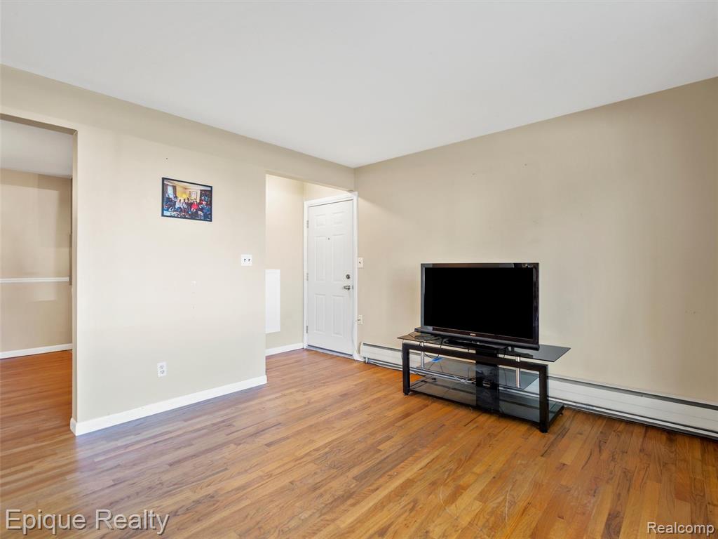 2915 W 13 Mile Road # 101