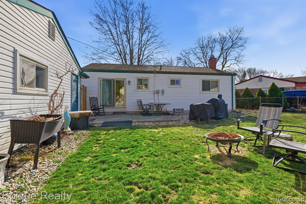 12068 Amber Court