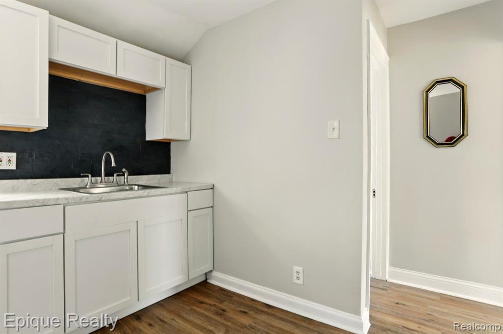 333 Woodward Avenue # 4