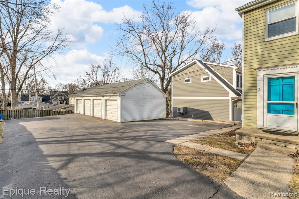 333 Woodward Avenue # 4