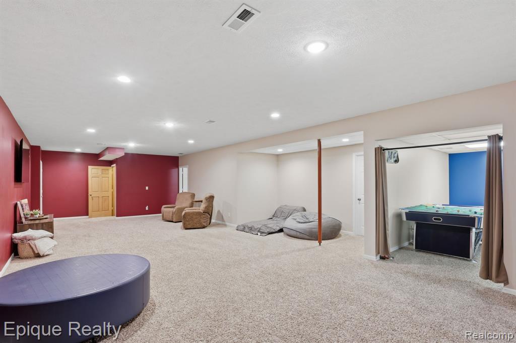 22550 W Ferden Road