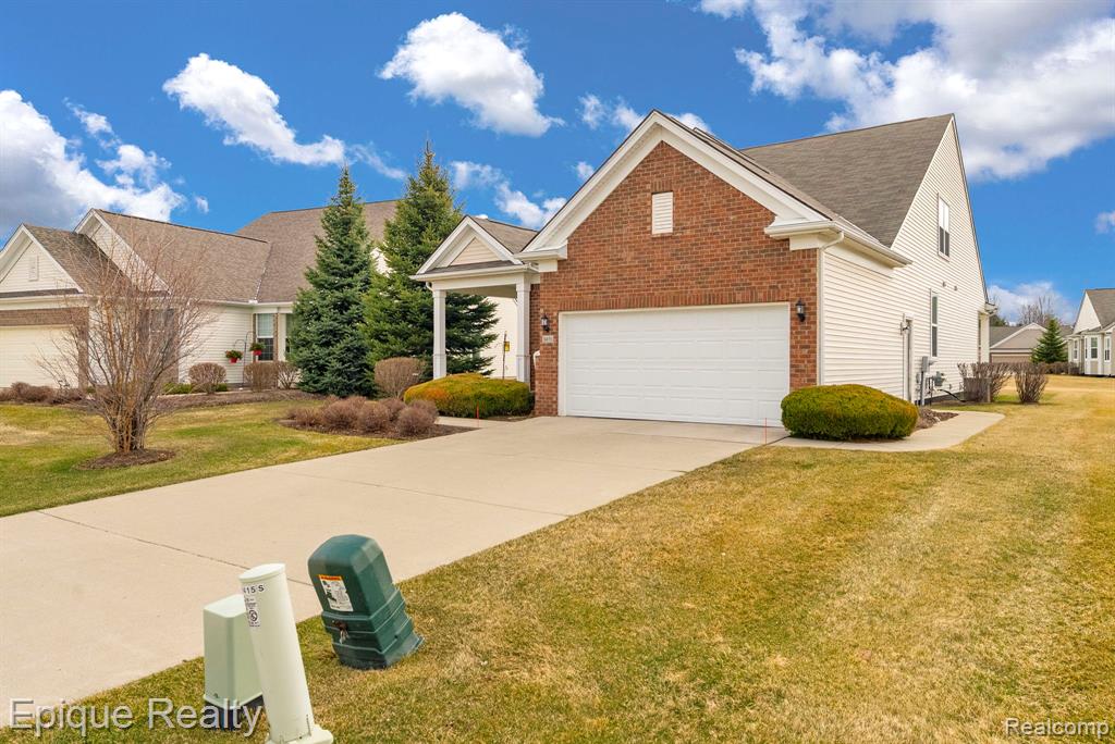 9415 Sand Hill Drive