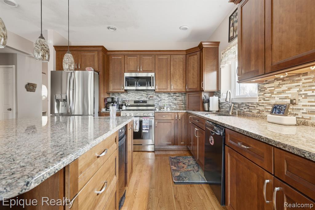 9867 Finnegan Drive