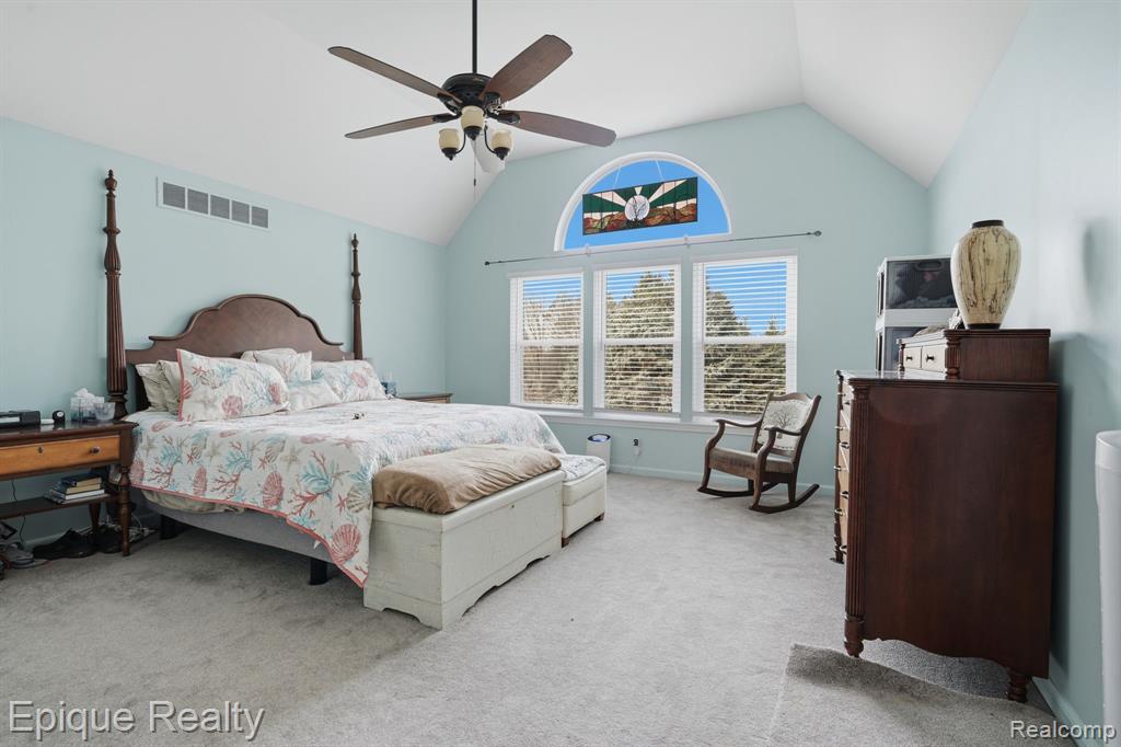 9867 Finnegan Drive