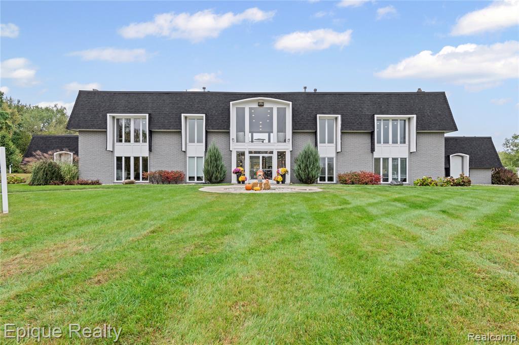 83 Elm Avenue
