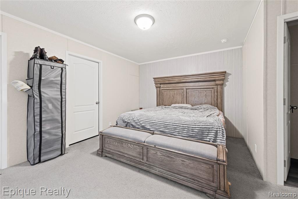 83 Elm Avenue