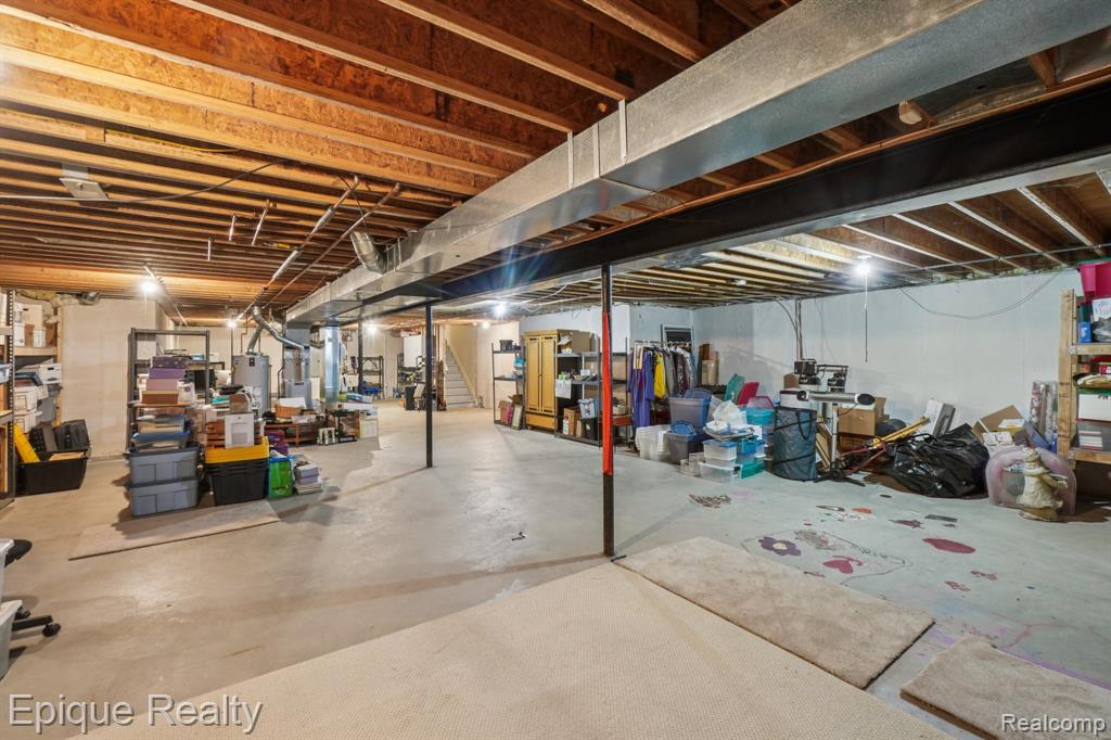 24871 Edgemont Drive