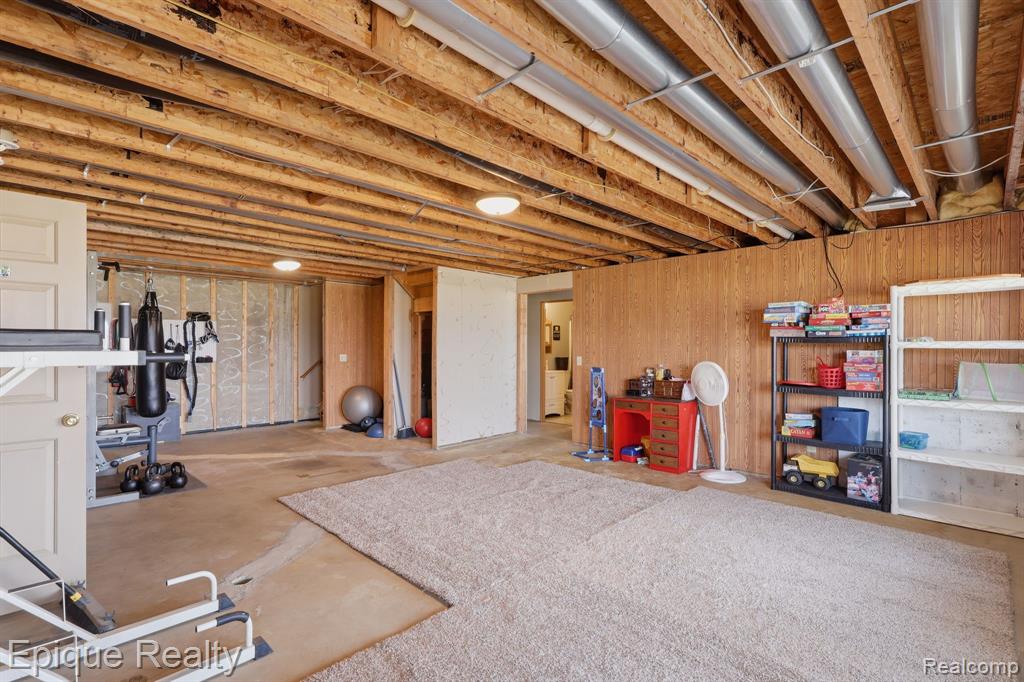 8455 Taft Road
