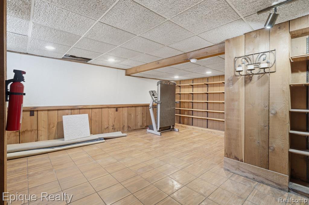3895 Old Creek Road
