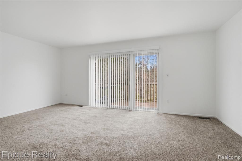 3895 Old Creek Road