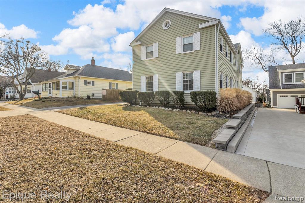 333 Woodward Avenue # 1