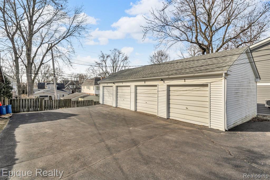 333 Woodward Avenue # 1