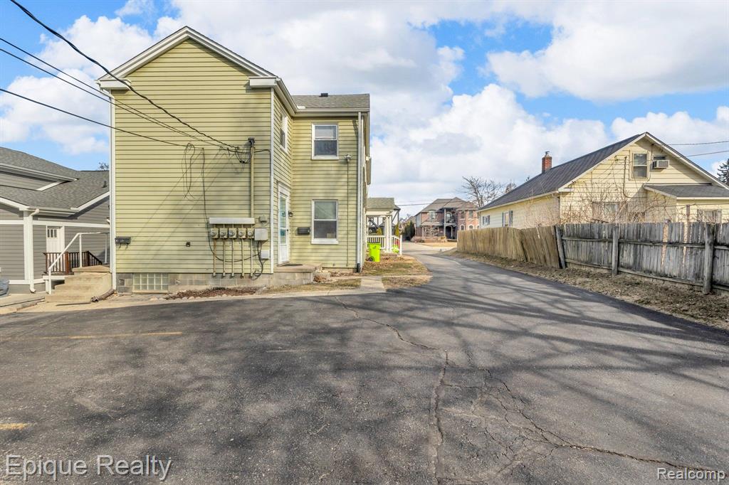 333 Woodward Avenue # 1