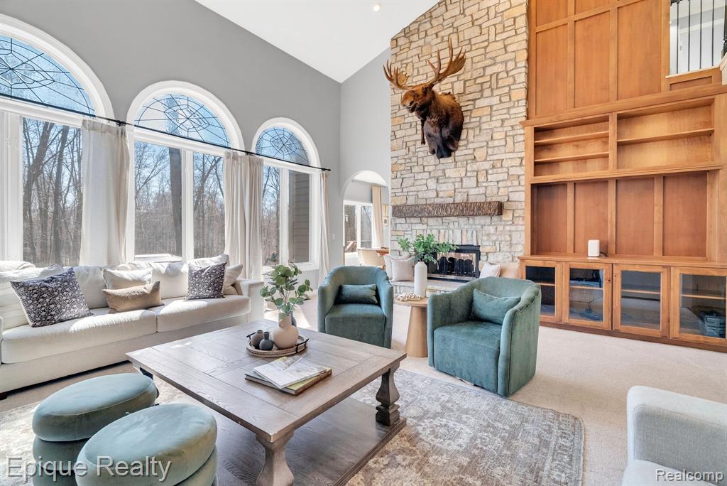 9155 Kelly Lake Drive