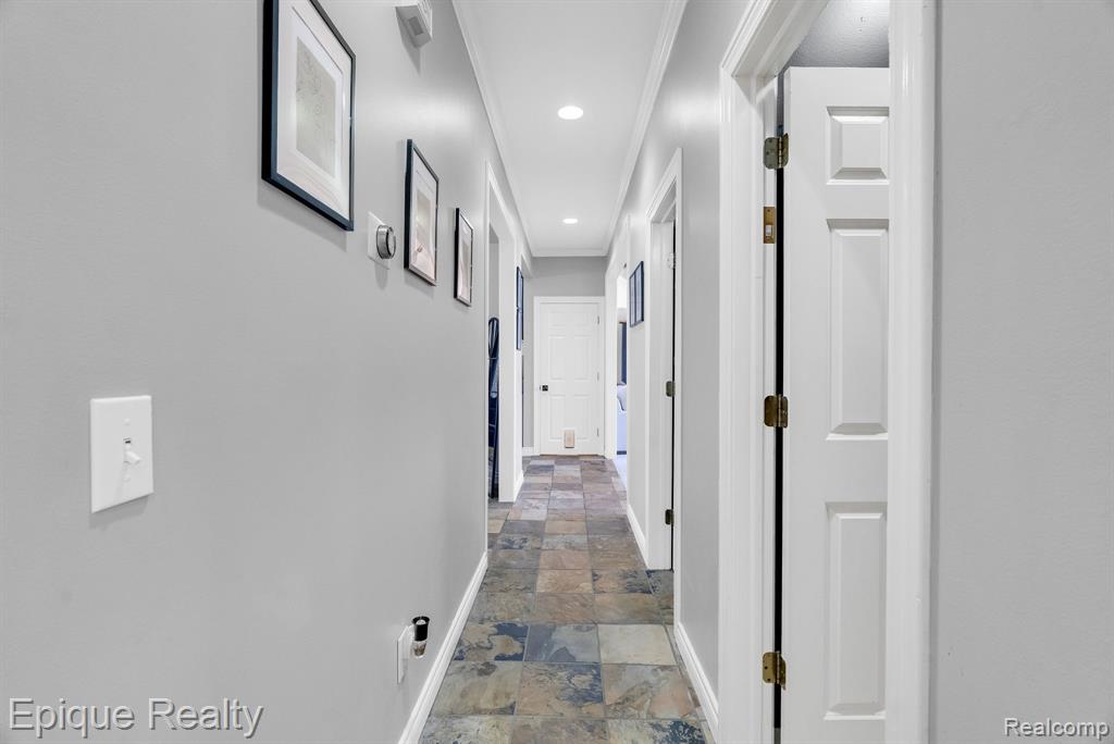 9155 Kelly Lake Drive