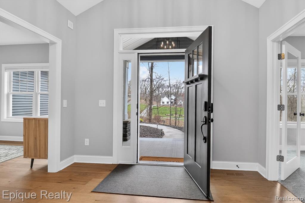 5950 Mountain Top Drive