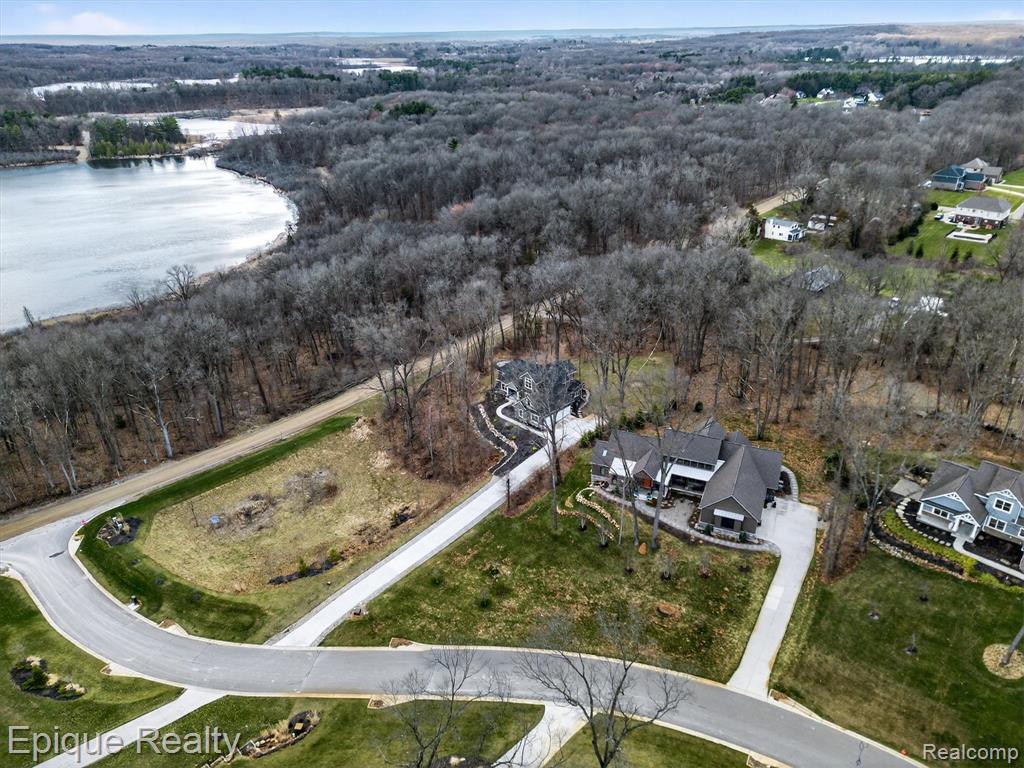 5950 Mountain Top Drive