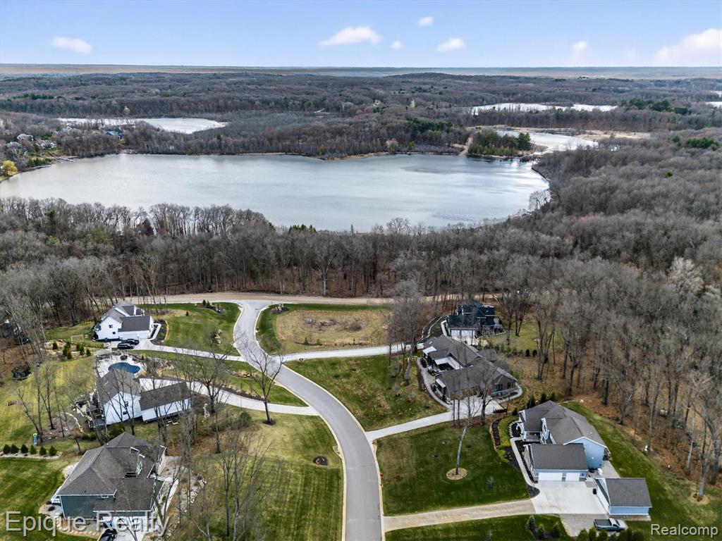 5950 Mountain Top Drive