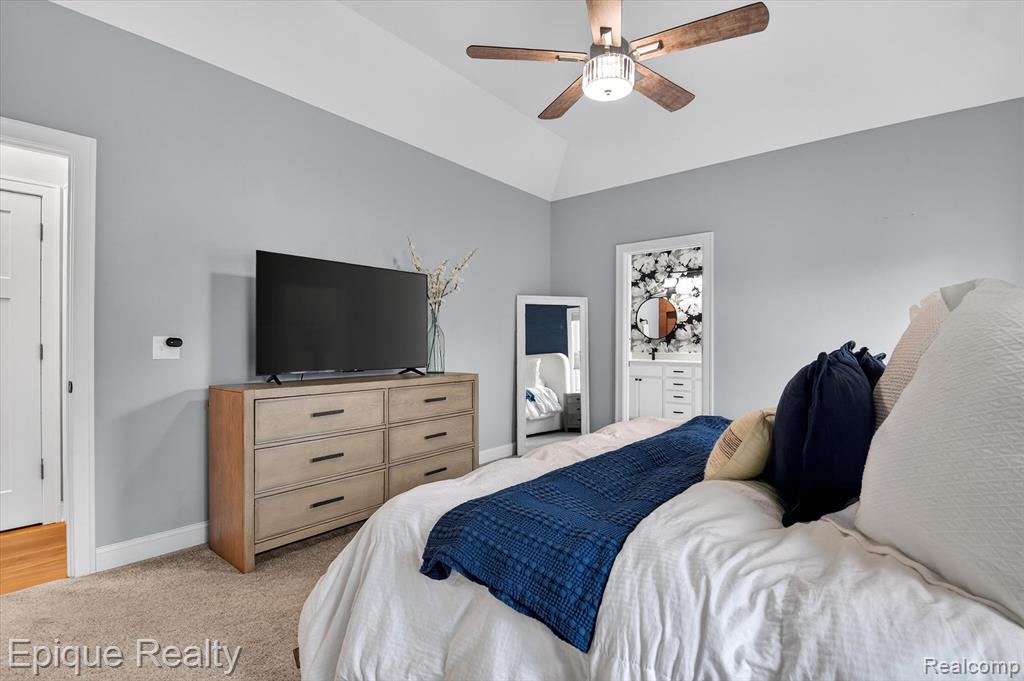 5950 Mountain Top Drive
