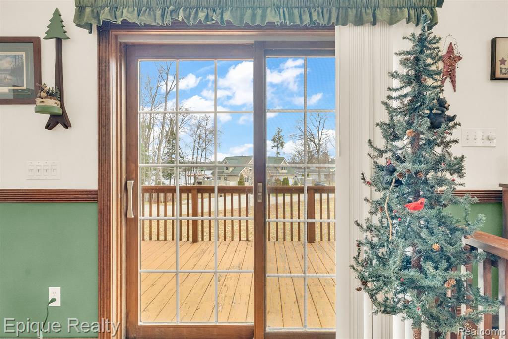 3247 Comanche Trail