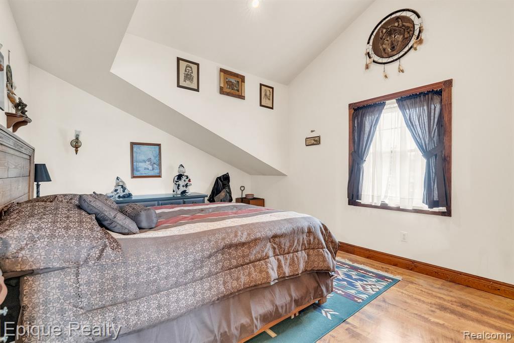 3247 Comanche Trail