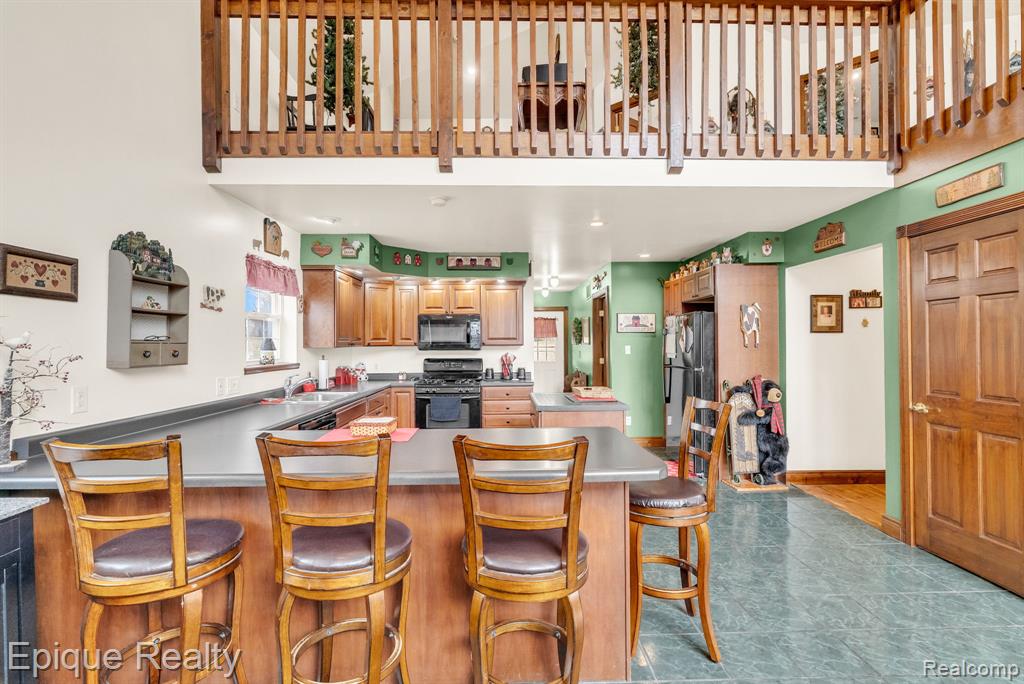3247 Comanche Trail