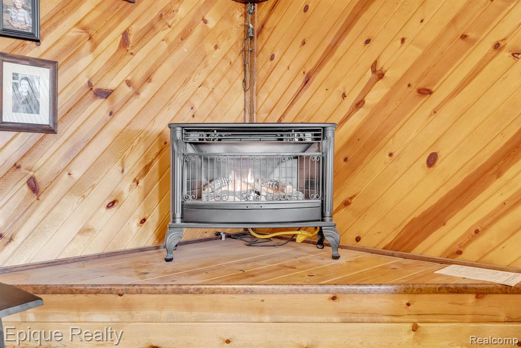 3247 Comanche Trail