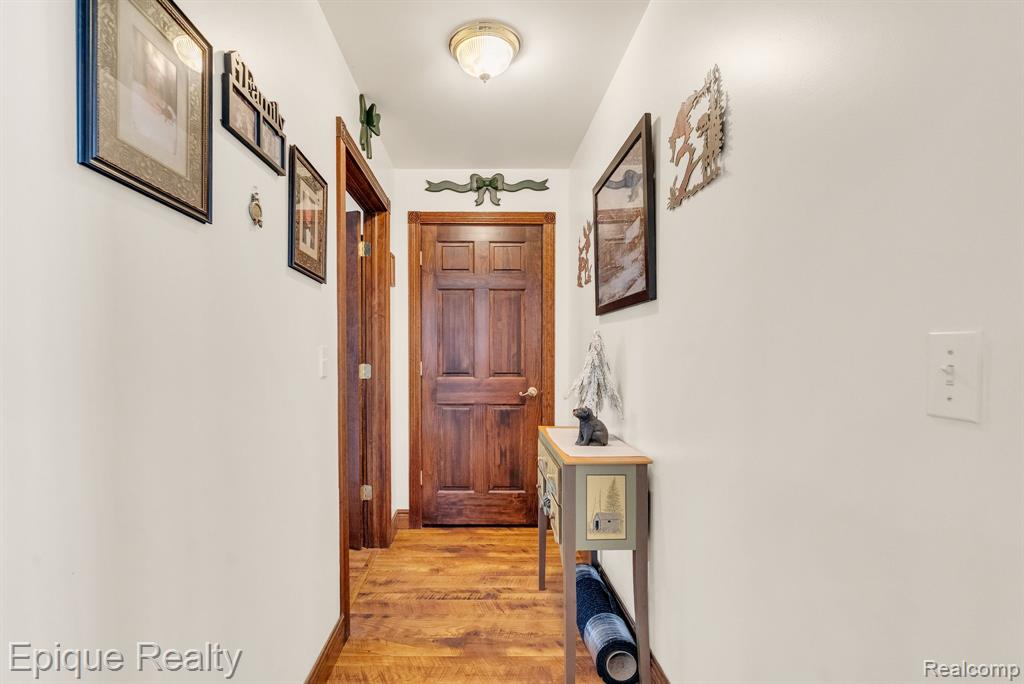 3247 Comanche Trail